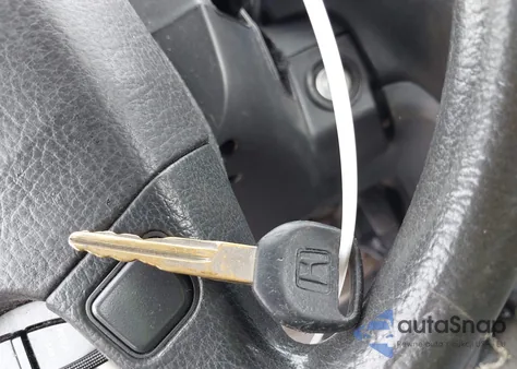 1997 Honda Odyssey Lx z USA, uszkodzony, nr VIN JHMRA1842VC003410